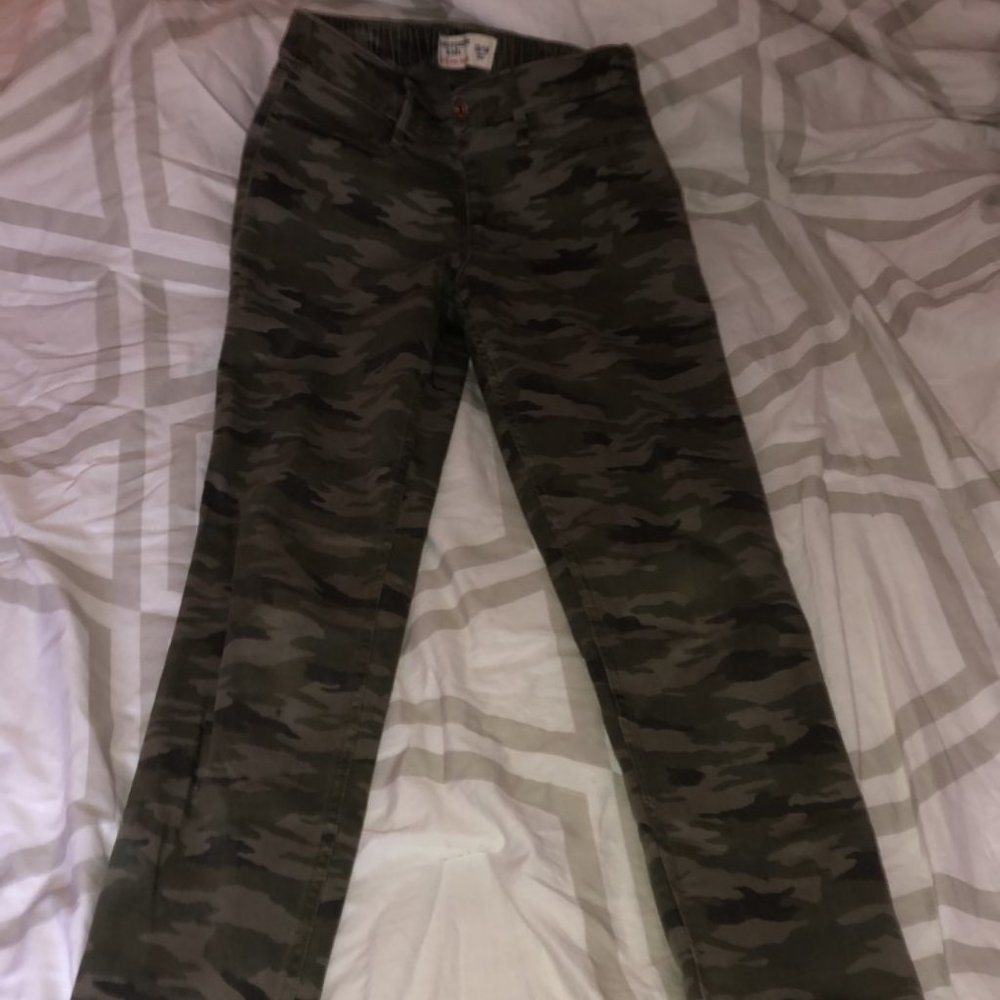 camo jeggings from Abercrombie kids